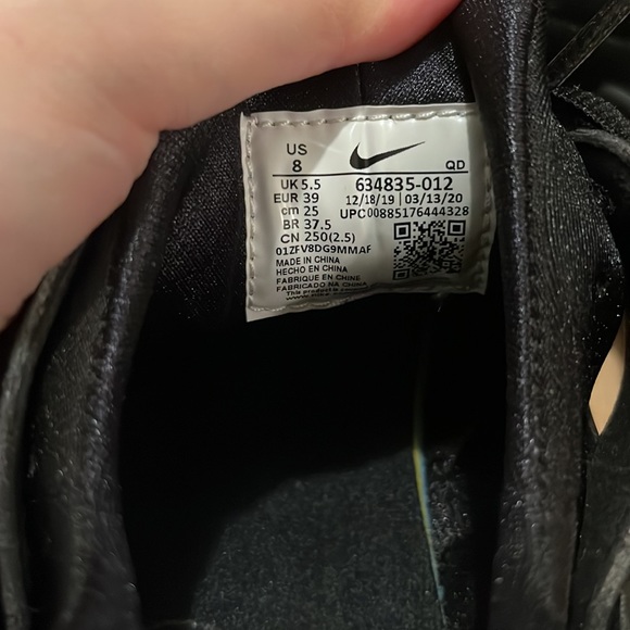 Nike women Huarache all black shoes size US 8 / Eur 39 - Picture 4 of 9